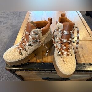 Cozy Tan and Cream Women's Zodiac Hiking Boots